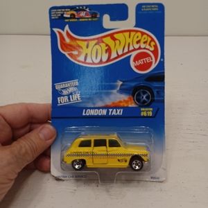 Vintage New old stock Hot Wheel London Taxi #619 year 1996